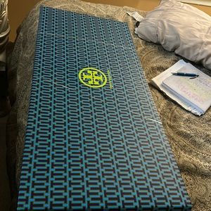 Tory Burch Lila embroidered scrunch boots size 9